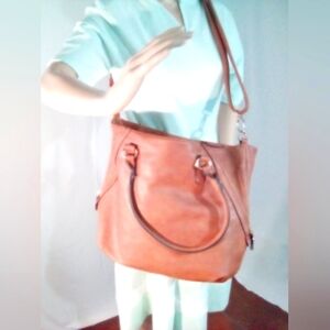 No Name Faux Leather Beauty. §